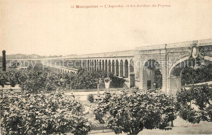 Montpellier Herault Aqueduc et les Jardins du Peyron
