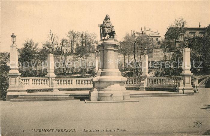 Clermont Ferrand Puy de Dome La Statue de Blaise Pascal