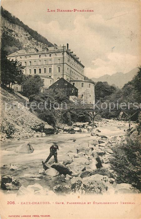 Eaux-Chaudes Les Gave Passerelle et Etablissement Thermal