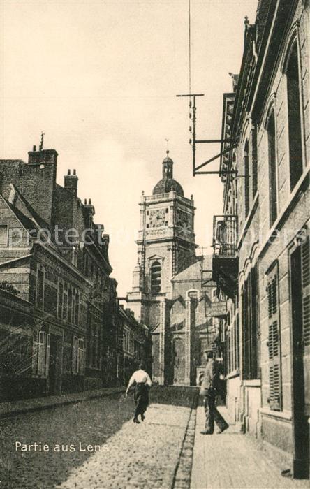 Lens Pas-de-Calais Strassenpartie mit Kirche