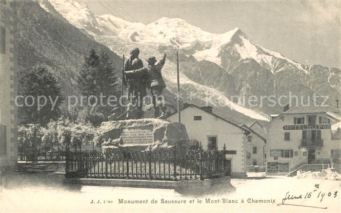 Chamonix Monument de Saussure et le Mont-Blanc