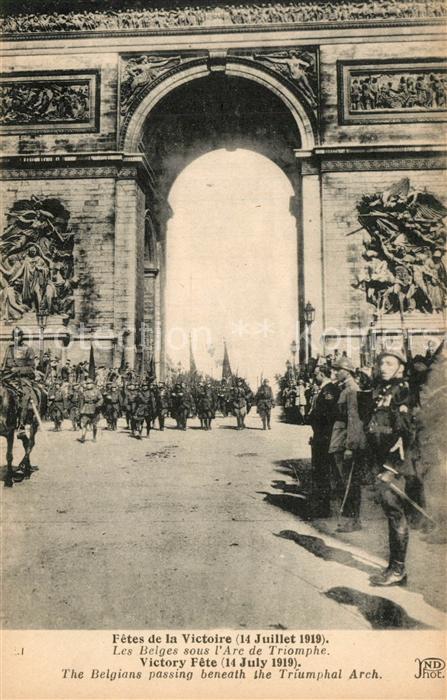 Paris Fetes de la Victoire 14. Juillet 1919 Soldaten am Arc de Triomphe