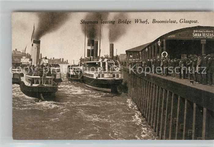 Glasgow Steamers leaving Bridge Wharf Broomielaw