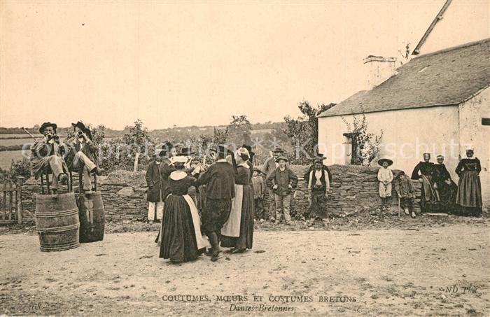 Bretagne Region Coutumes Moeurs et Custumes Bretons Danses Bretonne