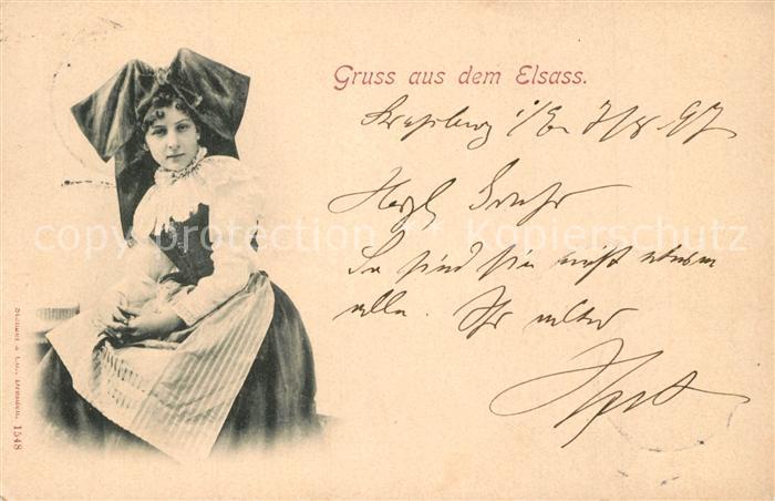 Strasbourg Alsace Trachtenmaedchen