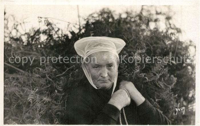 Bretagne Region Coiffe des Cotes du Nord