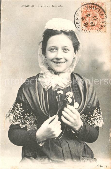 Dinan 22 Toilette du dimanche