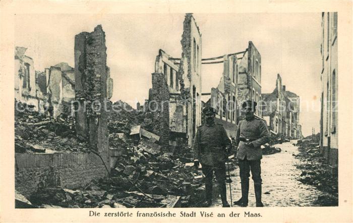 Vise Zerstoerte Stadt an der Maas