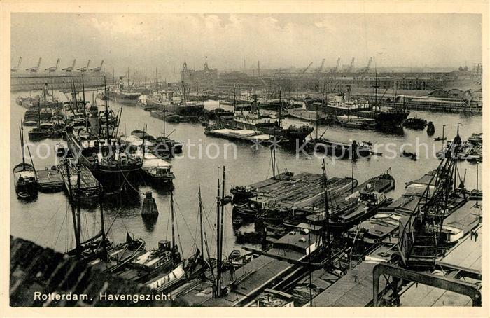 Rotterdam Havengezicht Panorama Blick ueber den Hafen Schiffe