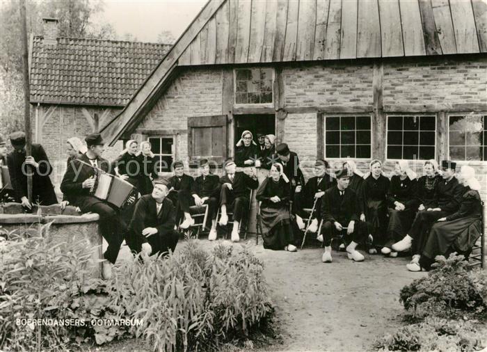 Ootmarsum Boerendanseres Bauerntaenzer Musikinstrument