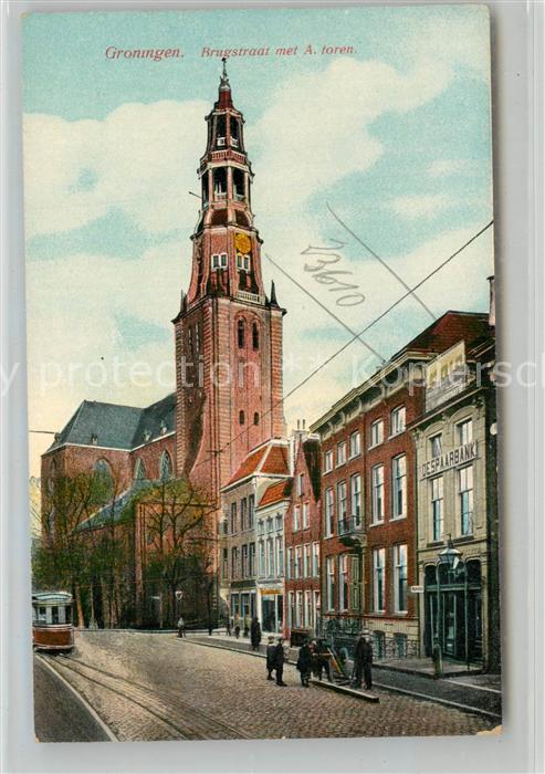 Groningen Brugstraat met A. toren