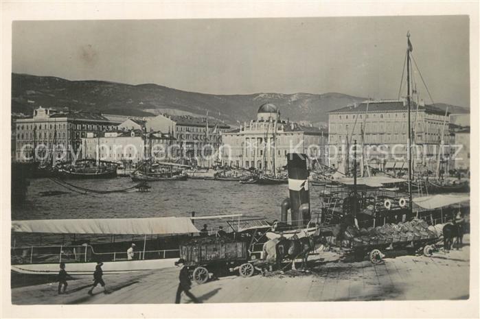 Trieste Molo San Carlo