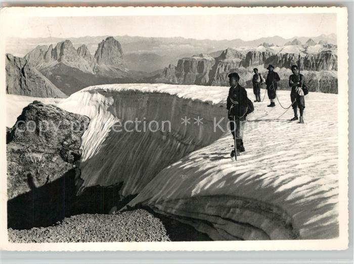 Trentino Dolomiten Marmolada Sassolungo Sella Bergsteiger Winter
