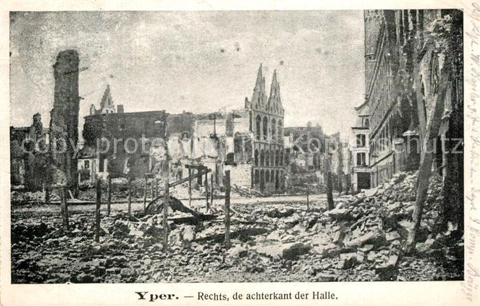 Yper Rechts de Achterkant der Halle