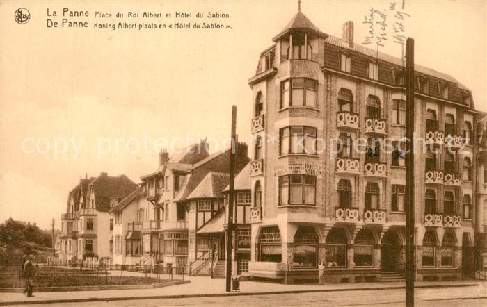 La Panne Veurne Place du Roi Albert et Hotel du Sablon
