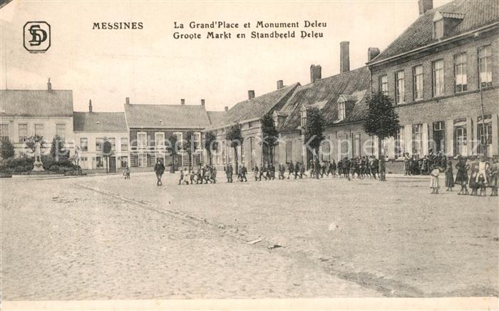 Messines La Grand Place et Monument Deleu