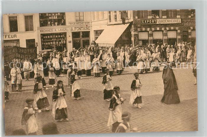 Saint-Piat Porteuses de brule parfums et du reliquaire