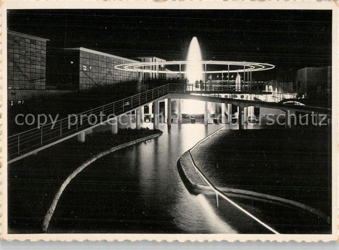 Liege Luettich Fontaines lumineuses et Miroir d eau