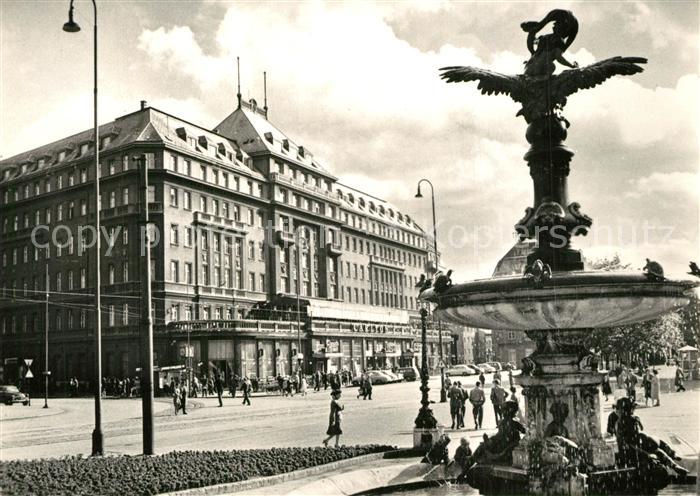 Bratislava Pressburg Pozsony Hotel Carlton Brunnen