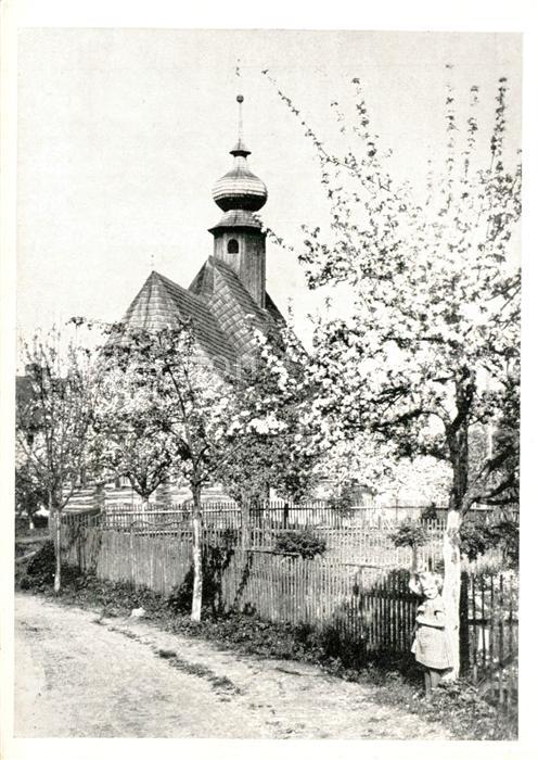 Marschendorf Tschechien Blick zur Kirche Baumbluete