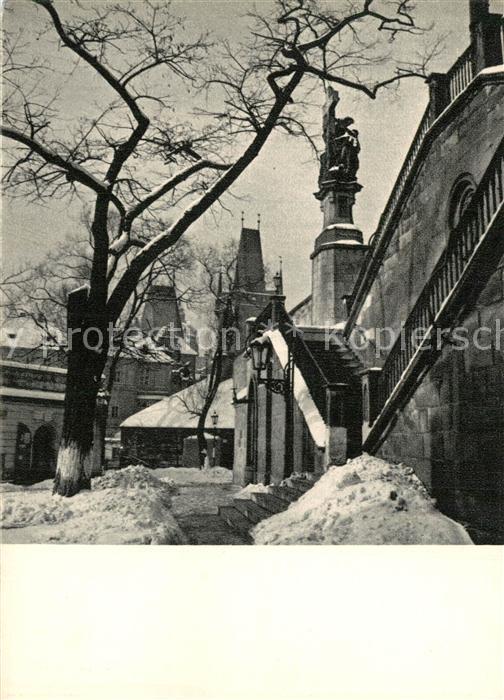 Praha Prahy Prague Malostranske zakouti u Karlova mostu Mala Strana Karlsbruecke