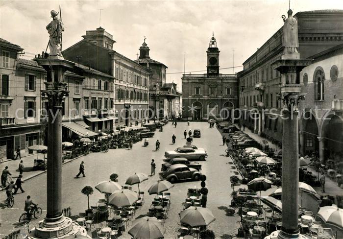 Ravenna Italia Piazza del Popolo Colonne S. Vitale e S. Apollinare