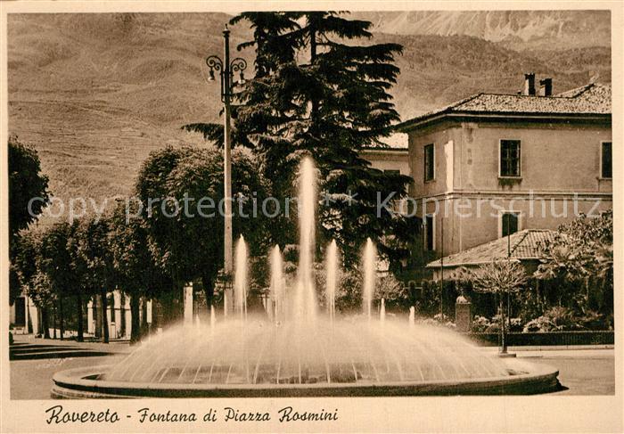 Rovereto Fontana di Piazza Rosmini