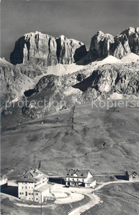 Passo Pordoi Cima Pordoi Alberghi Savoia e Maria