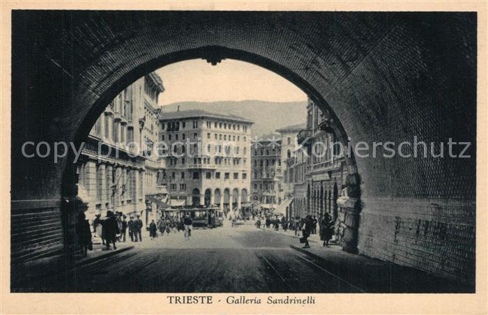Trieste Galleria Sandrinelli