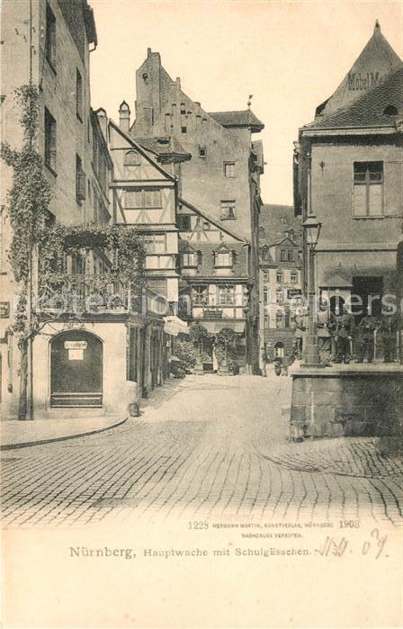 NueRNBERG  CITY Hauptwache mit Schulgaesschen