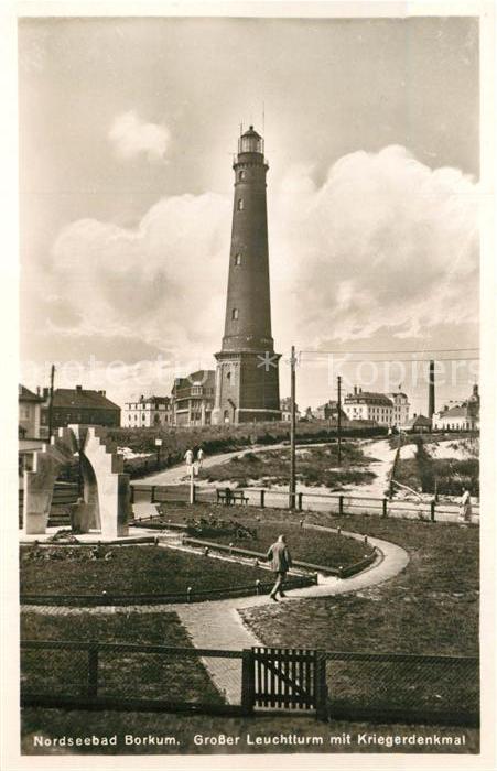 BORKUM Nordseebad Niedersachsen Grosser Leuchtturm mit Kriegerdenkmal