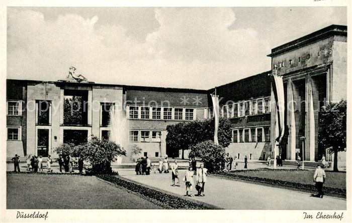 DuessELDORF  CITY Im Ehrenhof