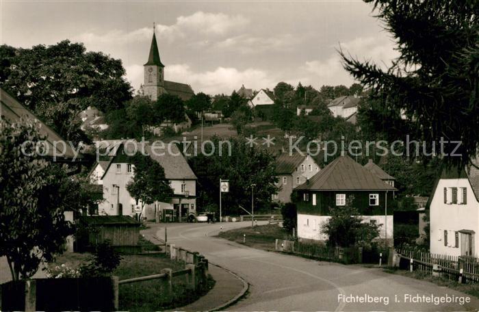 Fichtelberg Bayreuth Ortspartie mit Kirche