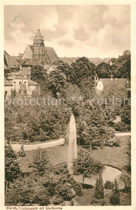 Pirna Elbe Sachsen Friedenspark mit Stadtkirche