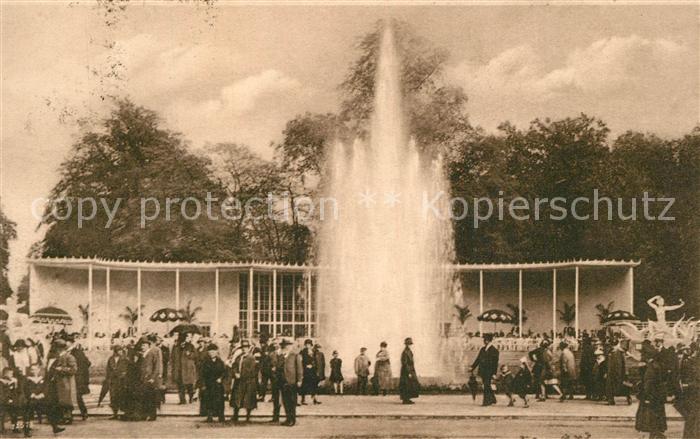 DRESDEN Elbe Jubilaeums Gartenbau Ausstellung Dresden 1926 Der Rosenhof mit Leuc
