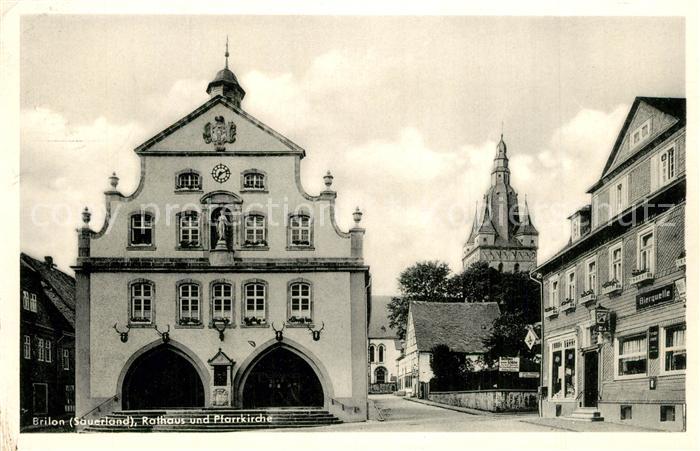 Brilon Hochsauerlandkreis NRW Rathaus Pfarrkirche