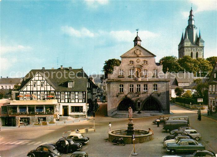 Brilon Hochsauerlandkreis NRW Marktplatz Brunnen Rathaus