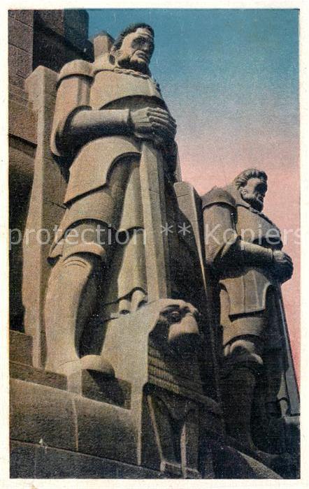 LEIPZIG Sachsen Voelkerschlachtdenkmal Hueter der Freiheit