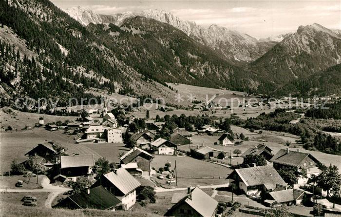 Hinterstein Bad Hindelang mit Geisshorn Rauhhorn Kugelhorn aelpelekopf