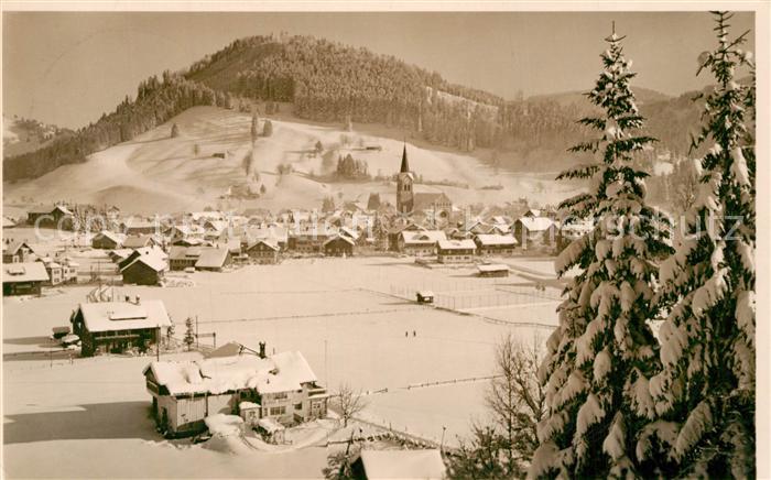 Oberstaufen Oberallgaeu Bayern Winterpanorama mit Staufen