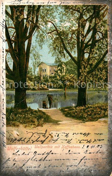 Wolfenbuettel Wallparthie mit Kaffeehaus