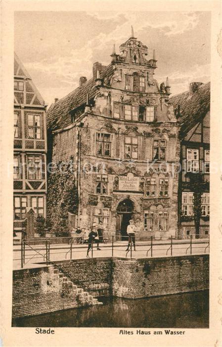 Stade Niederelbe Altes Haus am Wasser