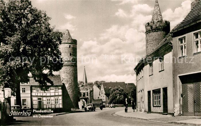 Jueterbog Pferdestrasse mit Dammtor