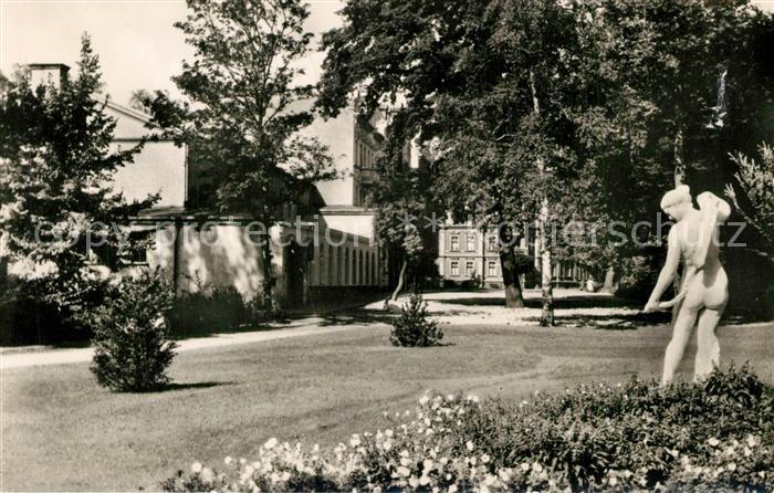 Brandenburg Havel Stadthalle Statue