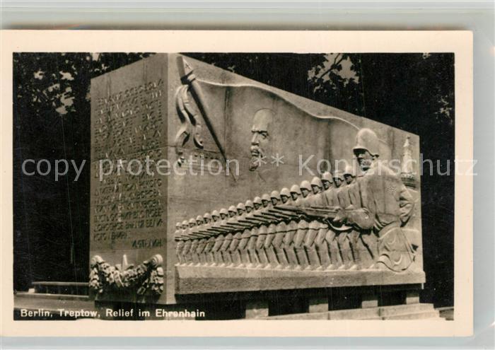 Treptow Berlin Relief im Ehrenhain