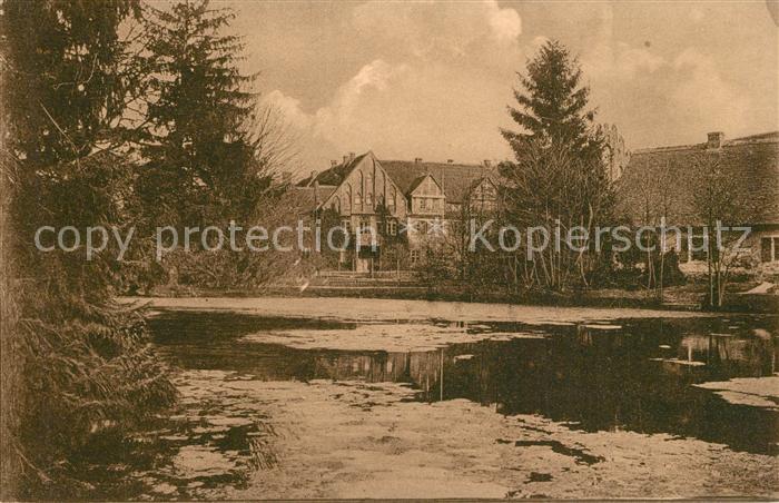 Heiligengrabe Stift Abtei mit Kirche Teich