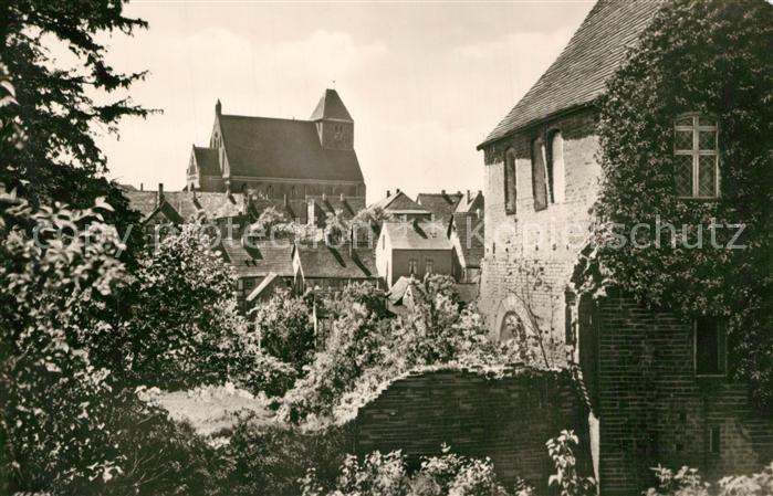 Penzlin Waren Blick vom Burgwall auf die Stadt