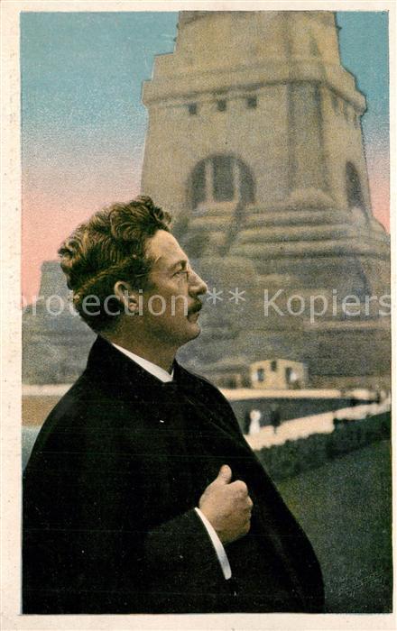 LEIPZIG Sachsen Voelkerschlachtdenkmal mit Portrait Clemens Thieme