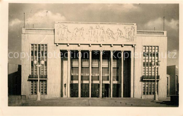 BERLIN  CITY Stalinalle Deutsche Sporthalle