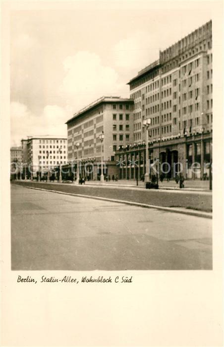 BERLIN  CITY Stalin Allee Wohnblock C Sued